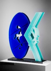 111-v-bezpeci-modre-v-62cm-2014-mal-lep-sklo-blue-safety-painted-and-layered-glass