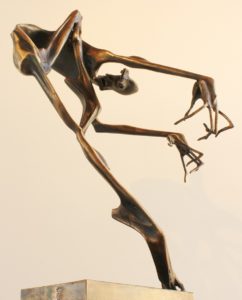 igor-kitzberger-bronzova-plastika-tanec-i-svarovany-bronz-vyska-68-cm-1