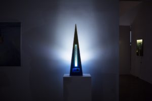 bohumil-elias-sr-genesis-a-piece-of-the-bohemian-glass-show-exhibition-in-los-angeles